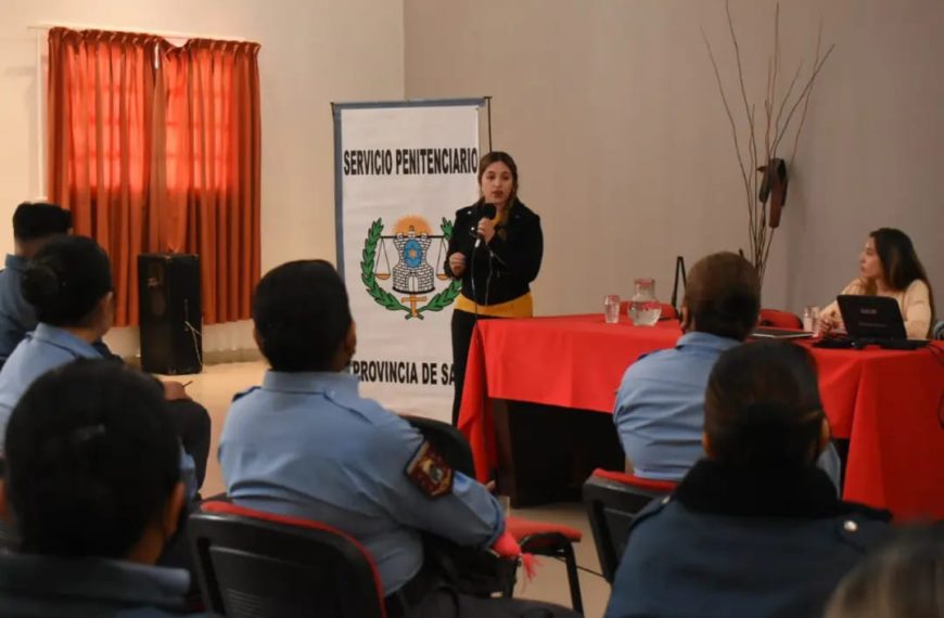 Capacitan a efectivos penitenciarios en el abordaje interdisciplinario de los delitos contra la integridad sexual.