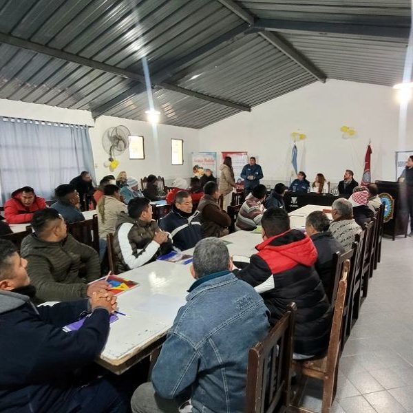 Talleres para internos de la Granja Penal de Rosario de Lerma