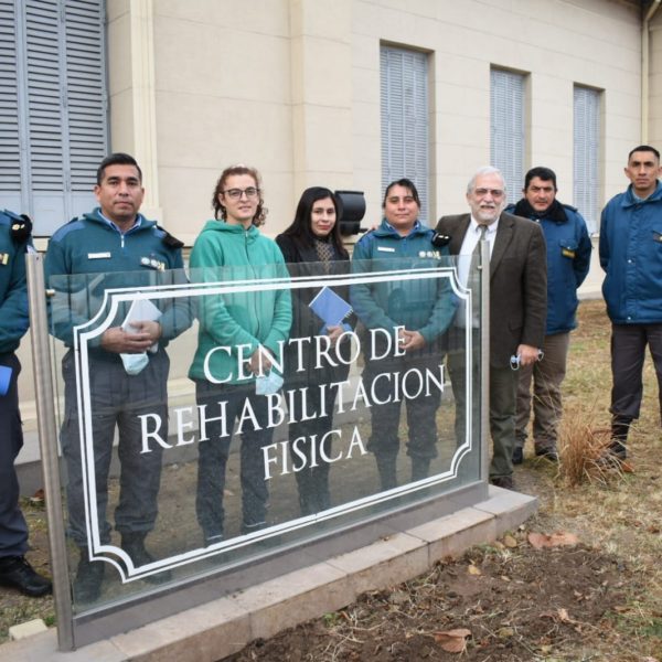 El Servicio Penitenciario trabajará en la fabricación de equipamientos necesario para la rehabilitación de las personas, junto al Centro de Rehabilitacion Fisica de Salta.