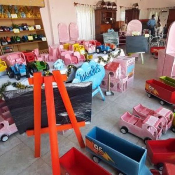 Venta y exposición de juguetes en el Servicio Penitenciario por el Día de Reyes Magos